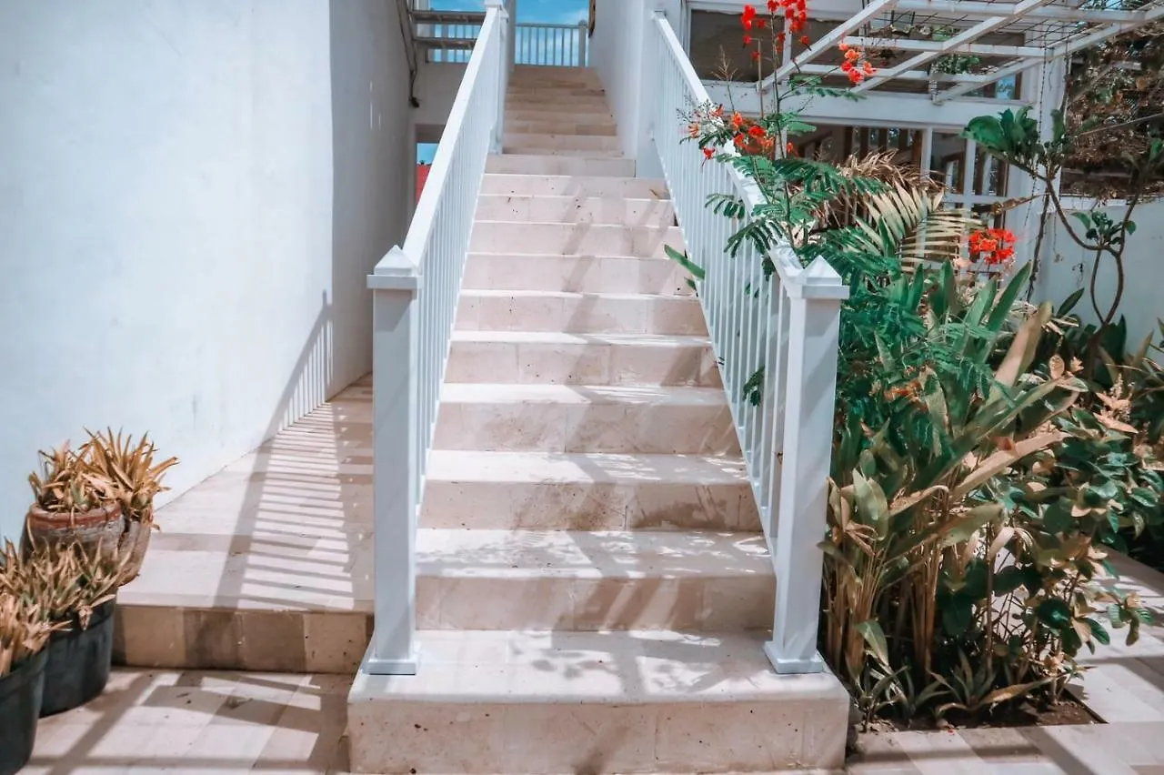 Hikari Guesthouse Seminyak